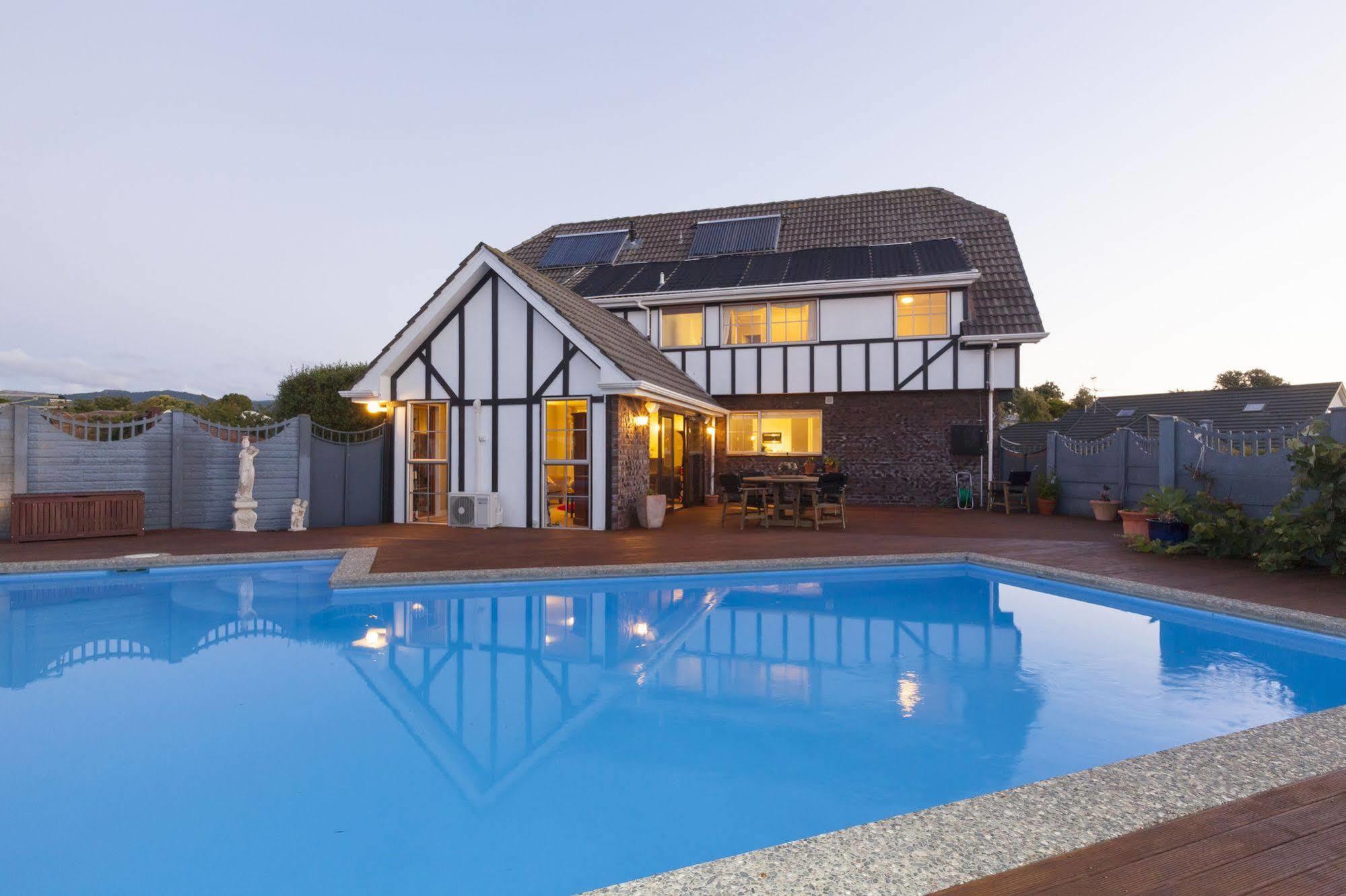 Tudor Manor Bed & Breakfast Paraparaumu Exteriér fotografie
